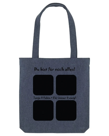Graue canvas-tasche mit schwarzen textdruck und vier quadratischen ausschnitten aus der statement-collection