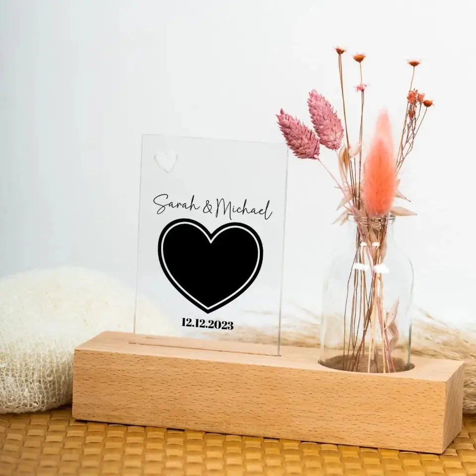 Your picture in "Couple Heart" design • Dried flower stand