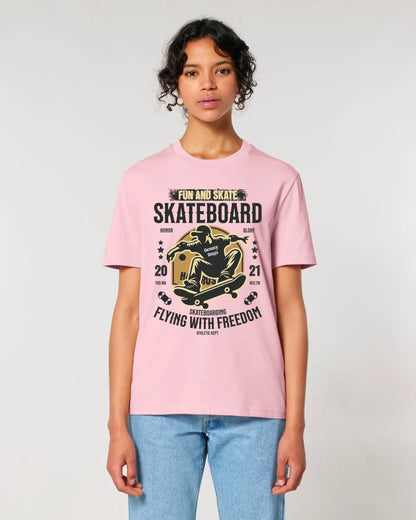 Skater with desired name • Skateboard • Unisex Premium T-Shirt XS-5XL made of organic cotton for women &amp; men • Exclusive design • personalized