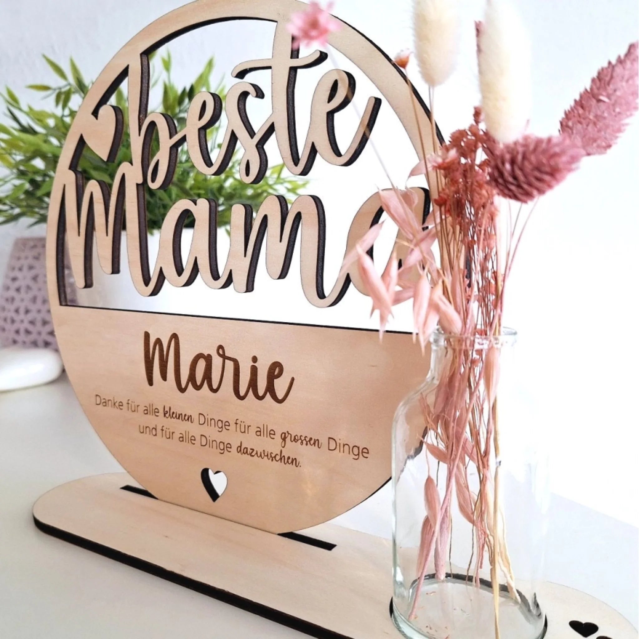 5 verschiedene Designs zur Auswahl: Beste Mama Holzdeko mit Trockenblume und Vase • personalisierbar