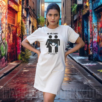 Echte Sternenkarte + Text • Kleine Familie • werdende Eltern • Ladies Premium T-Shirt Kleid aus Bio-Baumwolle S-2XL • Exklusivdesign • personalisiert