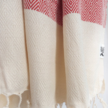 OTTO Red Handwoven Turkish Towel - A Stylish Addition to Your Self Care Routine • türkisches Handtuch / Hamamtuch