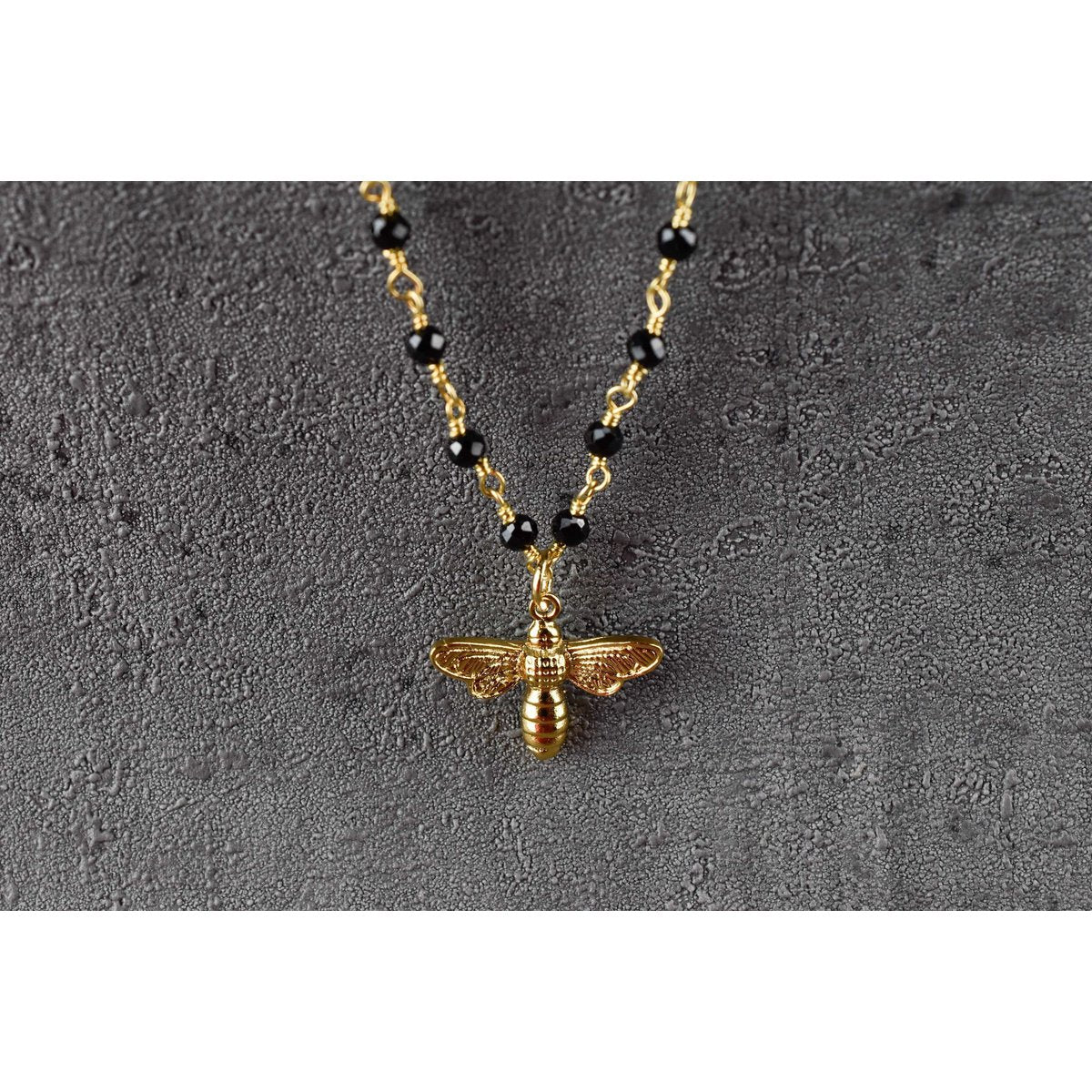 Onyx Edelsteinkette mit Bienen Anhänger Gold - VIK-03