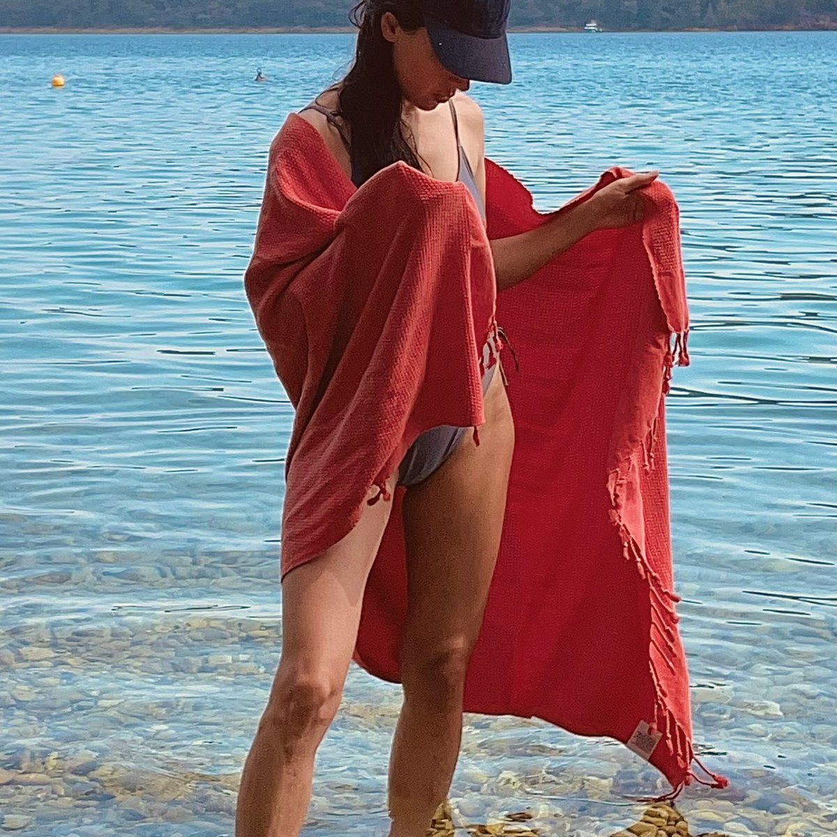 RED AND READY Stonewashed Turkish Towel - thick and soft for your best self care routine • türkisches Handtuch / Hamamtuch