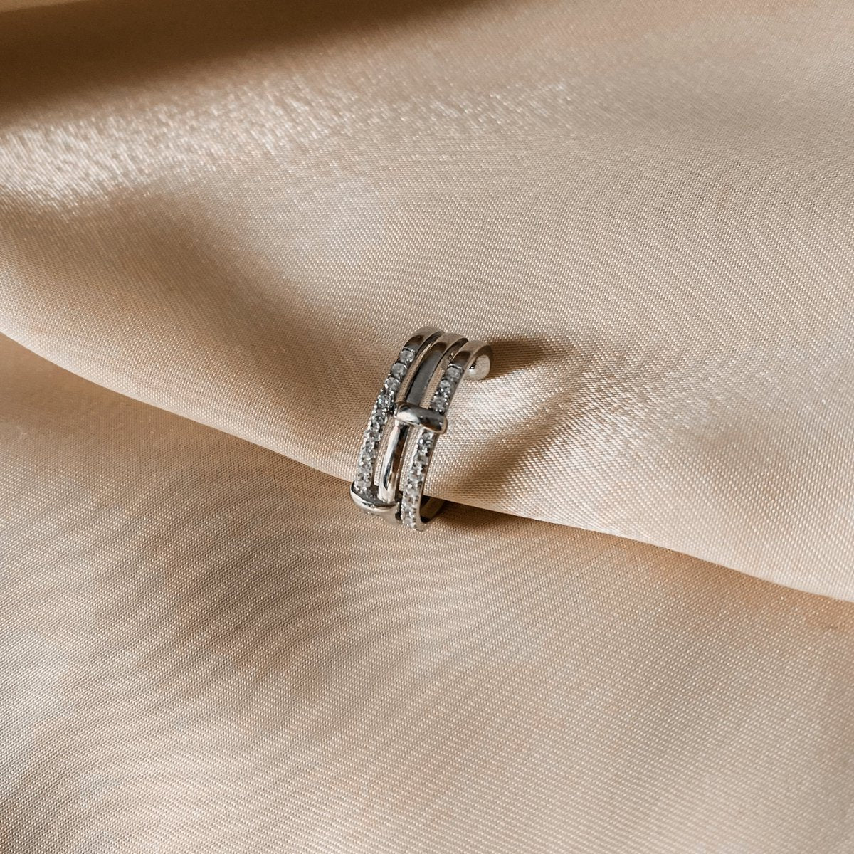 TRIPLICARE Ring