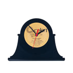 Navy blaue vinyl schallplattentischuhr retro mit gelbem etikett und roten zeigern aus kunststoff