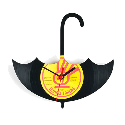 Schallplattenuhr regenschirm schwarze wanduhr aus vinyl mit gelb rotem label frihets förlag