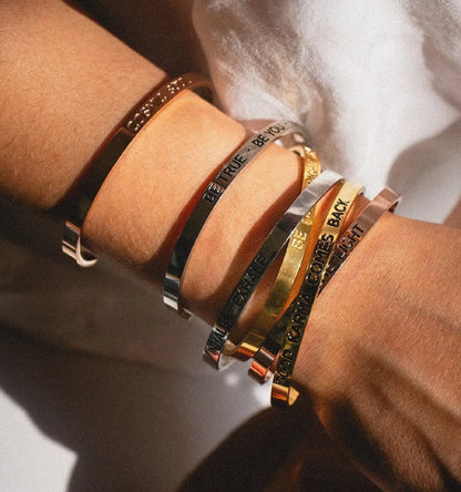 Armreif mit Gravur | Silber | ’Be true - be you - be kind’