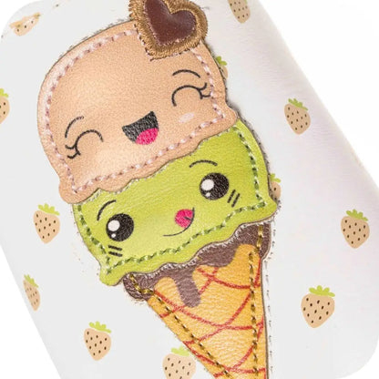 Babyhausschuhe aus weichem Leder. Eistüten