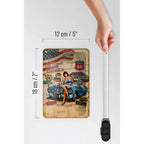Vintage blechschild 12x18cm mit blauem oldtimer auto pinup mädchen und route 66 karte im retro amerika style