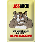 Gelbes metall blechschild mit wütendem hamster cartoon und rotem schwarzem spruch lass mich muss mich da reinsteigern 20x30cm