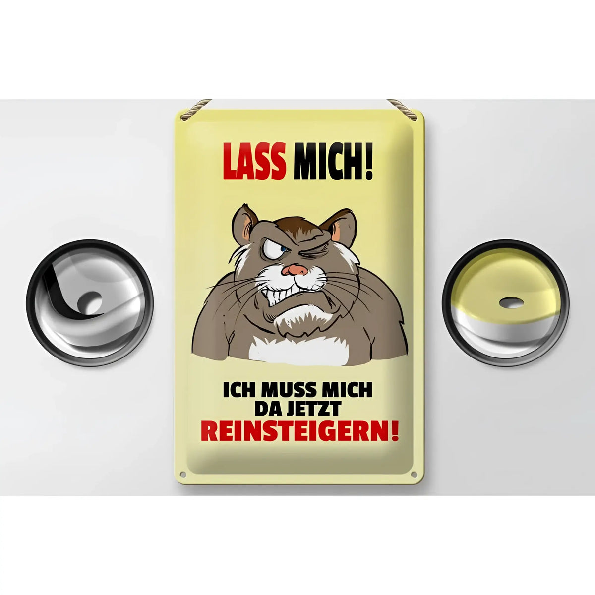 Blechschild 20x30cm gelb mit wütendem hamster cartoon und rotem schwarzem deutschen spruch lass mich muss mich da reinsteigern