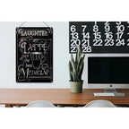 Black metalrahmen blechschild mit weißer schrift und kaffeetassensymbol sagt lachen und latte sind die beste medicine