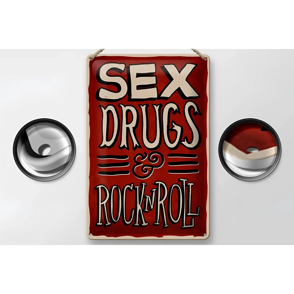 Rotes rechteckiges blechschild 20x30cm mit cremefarbenem sex drugs rock n roll schriftzug und distressed kanten