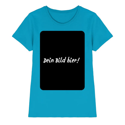 Ein leuchtend türkisfarbenes damen kurzarmshirt mit schwarzem rechteck und weißem dein bild hier text vorne