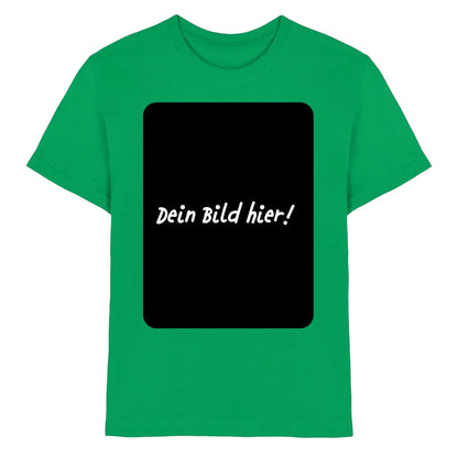 Grünes baumwoll t-shirt mit schwarzem rechteck und weißem dein bild hier text aus der statement collection
