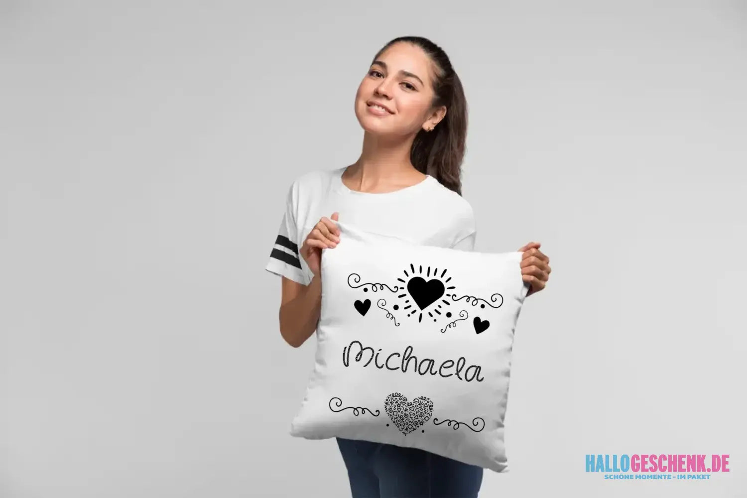Dein e Wunschname n im LOVE DESIGN 2 - Kissen 40x40 cm - personalisierbar