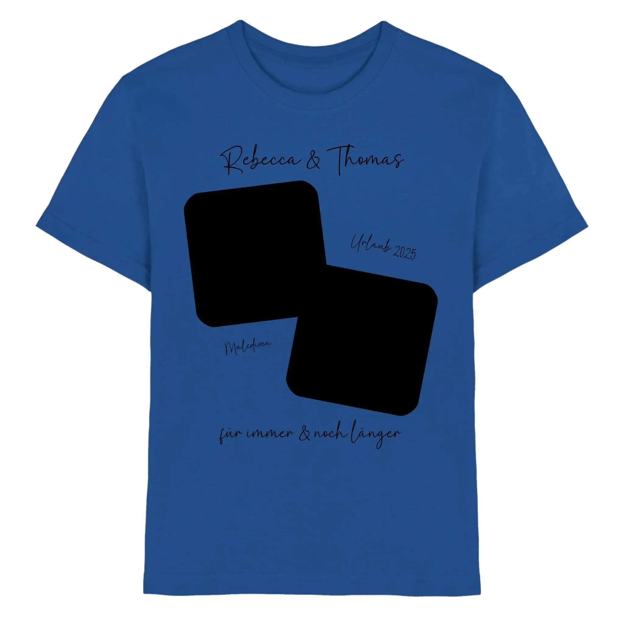Blaues baumwoll t shirt mit schwarzem grafikdesign aus zwei überlappenden quadraten und kursivem text personalisierbar