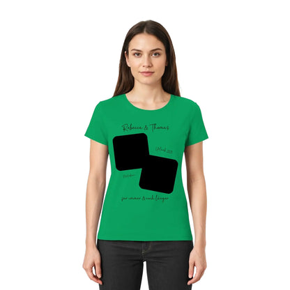 Grünes kurzarmshirt mit schwarzem grafikdesign aus zwei überlappenden quadraten und wunschtext personalisierbar