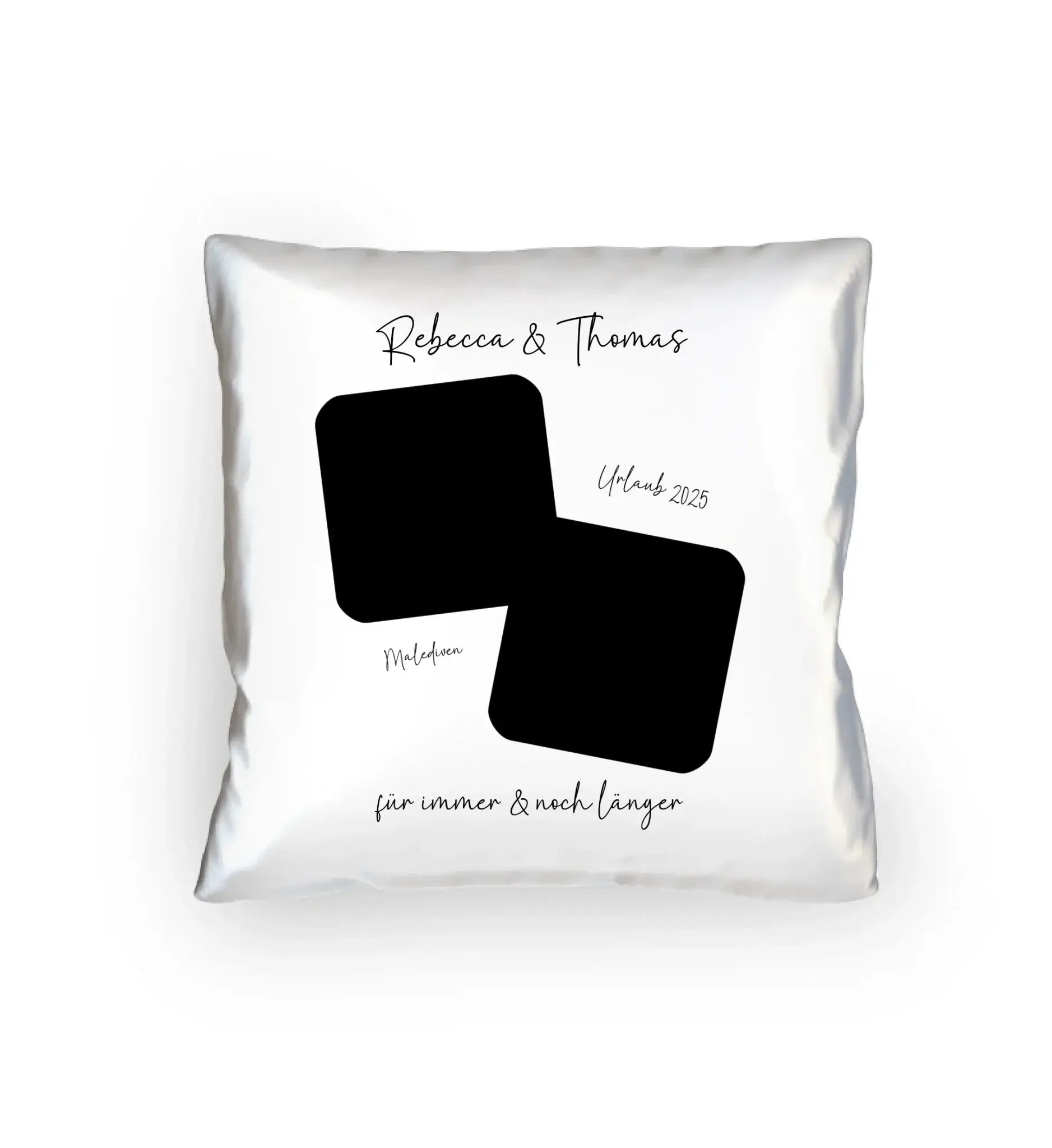 Weißer kuschelkissen mit schwarzen geometrischen bilderrahmen und personalisiertem wunschtext aus der statement-collection