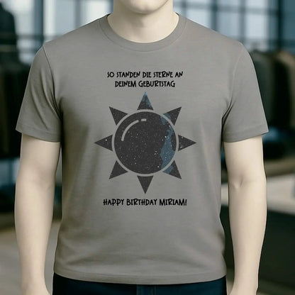 Echte Sternenkarte in Sonnenform mit Ort/Zeit und deinem Text • Unisex Premium T-Shirt XS-5XL aus Bio-Baumwolle für Damen & Herren • Exklusivdesign • personalisiert