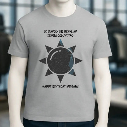 Echte Sternenkarte in Sonnenform mit Ort/Zeit und deinem Text • Unisex Premium T-Shirt XS-5XL aus Bio-Baumwolle für Damen & Herren • Exklusivdesign • personalisiert
