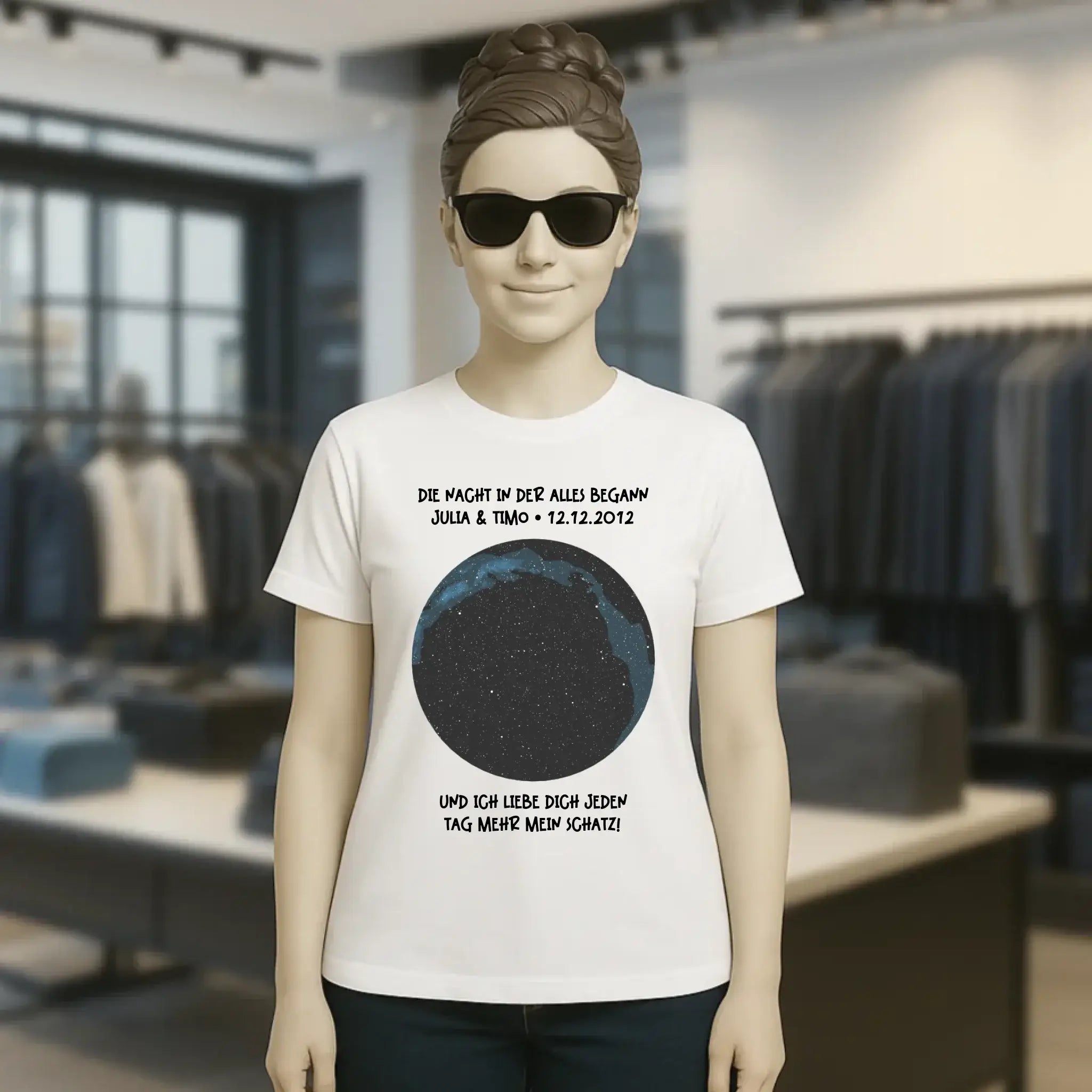 Echte Sternenkarte mit Ort/Zeit und deinem Text • Ladies Premium T-Shirt XS-2XL aus Bio-Baumwolle für Damen • Exklusivdesign • personalisiert