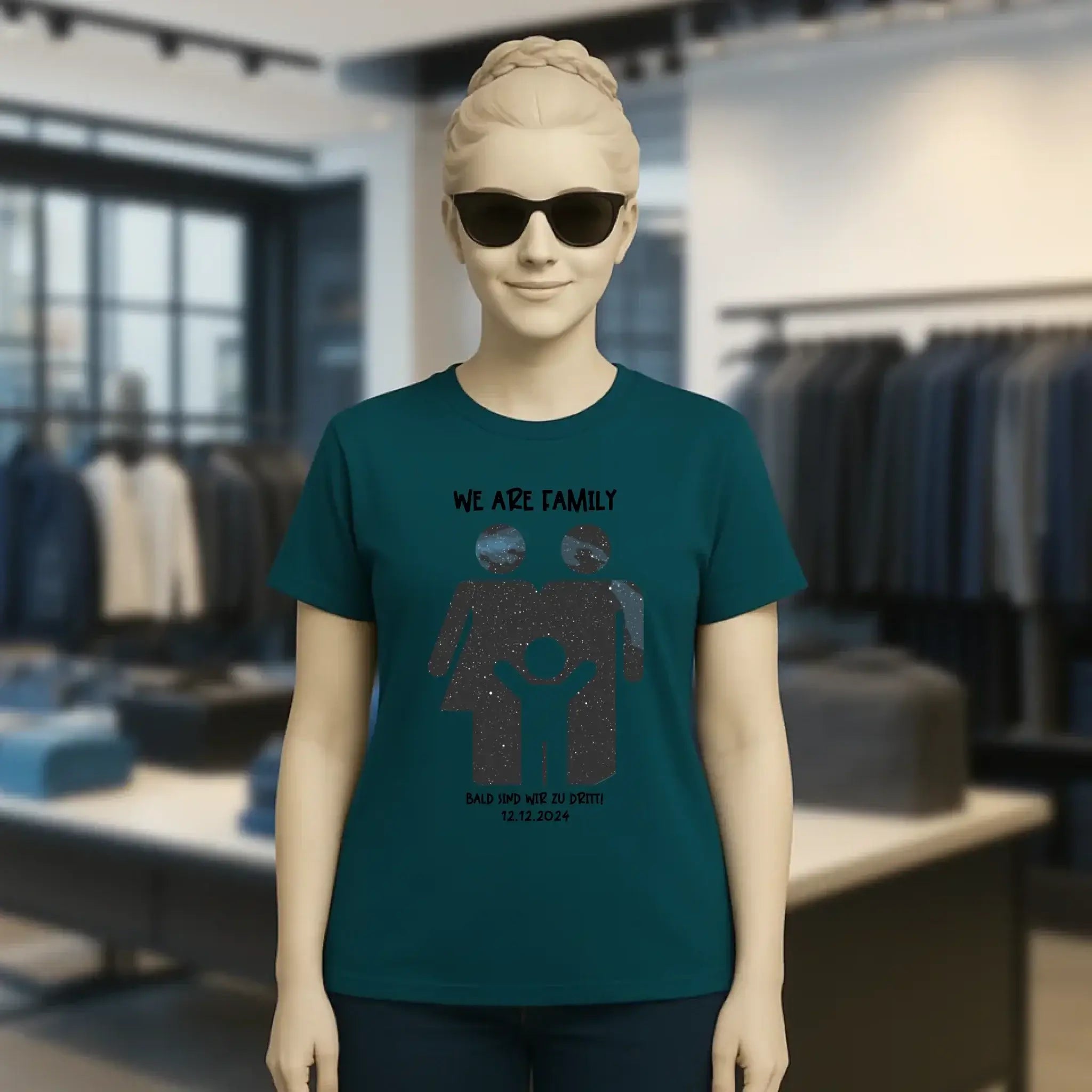 Echte Sternenkarte + Text • Kleine Familie • werdende Eltern • Ladies Premium T-Shirt XS-2XL aus Bio-Baumwolle für Damen • Exklusivdesign • personalisiert
