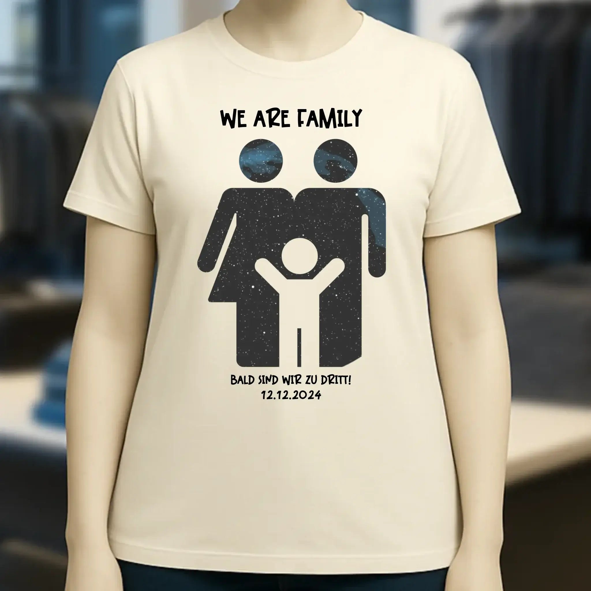 Echte Sternenkarte + Text • Kleine Familie • werdende Eltern • Ladies Premium T-Shirt XS-2XL aus Bio-Baumwolle für Damen • Exklusivdesign • personalisiert