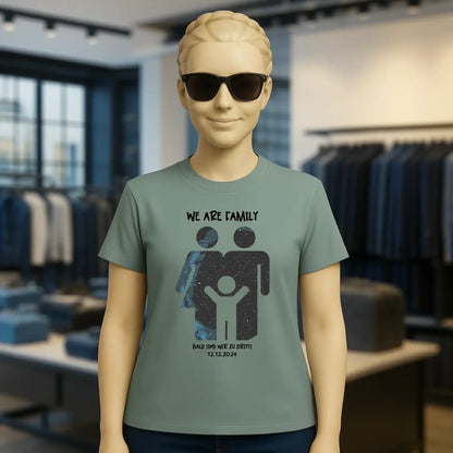 Echte Sternenkarte + Text • Kleine Familie • werdende Eltern • Ladies Premium T-Shirt XS-2XL aus Bio-Baumwolle für Damen • Exklusivdesign • personalisiert
