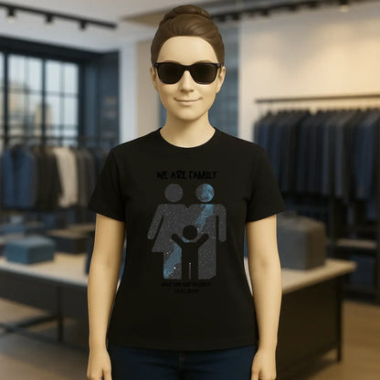 Echte Sternenkarte + Text • Kleine Familie • werdende Eltern • Ladies Premium T-Shirt XS-2XL aus Bio-Baumwolle für Damen • Exklusivdesign • personalisiert