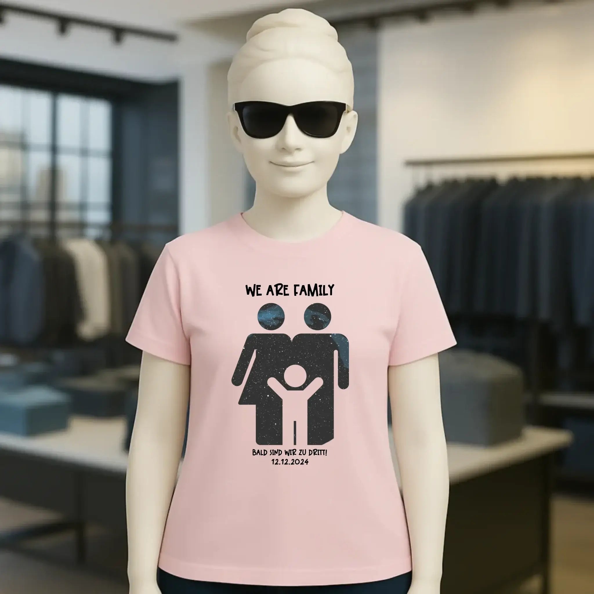 Echte Sternenkarte + Text • Kleine Familie • werdende Eltern • Ladies Premium T-Shirt XS-2XL aus Bio-Baumwolle für Damen • Exklusivdesign • personalisiert