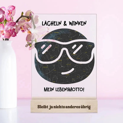 Echte Sternkarte als Emoticon mit Sonnenbrille + Text • Acrylaufsteller 15x20 cm mit oder ohne Gravur • personalisiert von HalloGeschenk.de