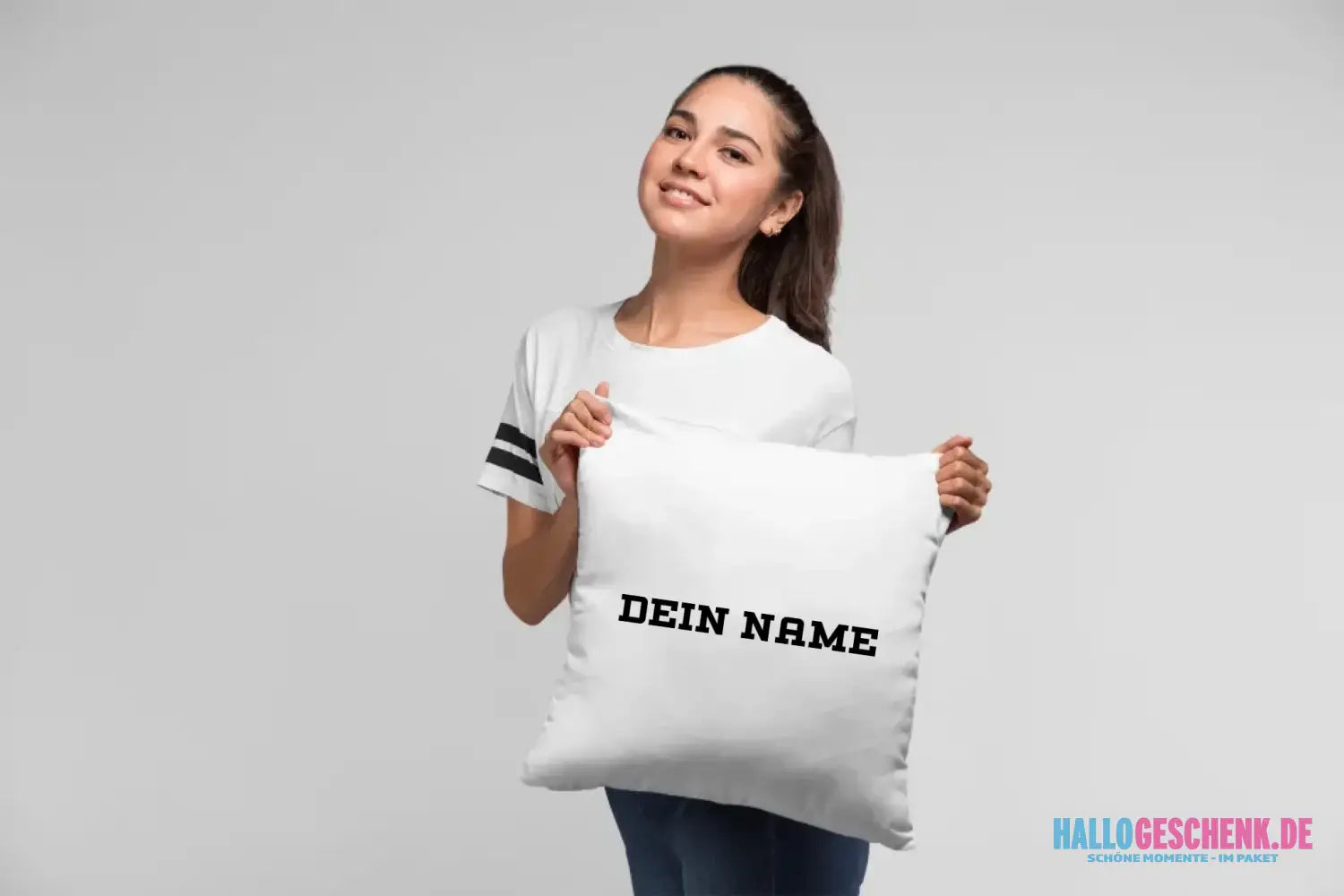 Einfacher Name • Kissen 40x40 cm • Exklusivdesign • personalisiert