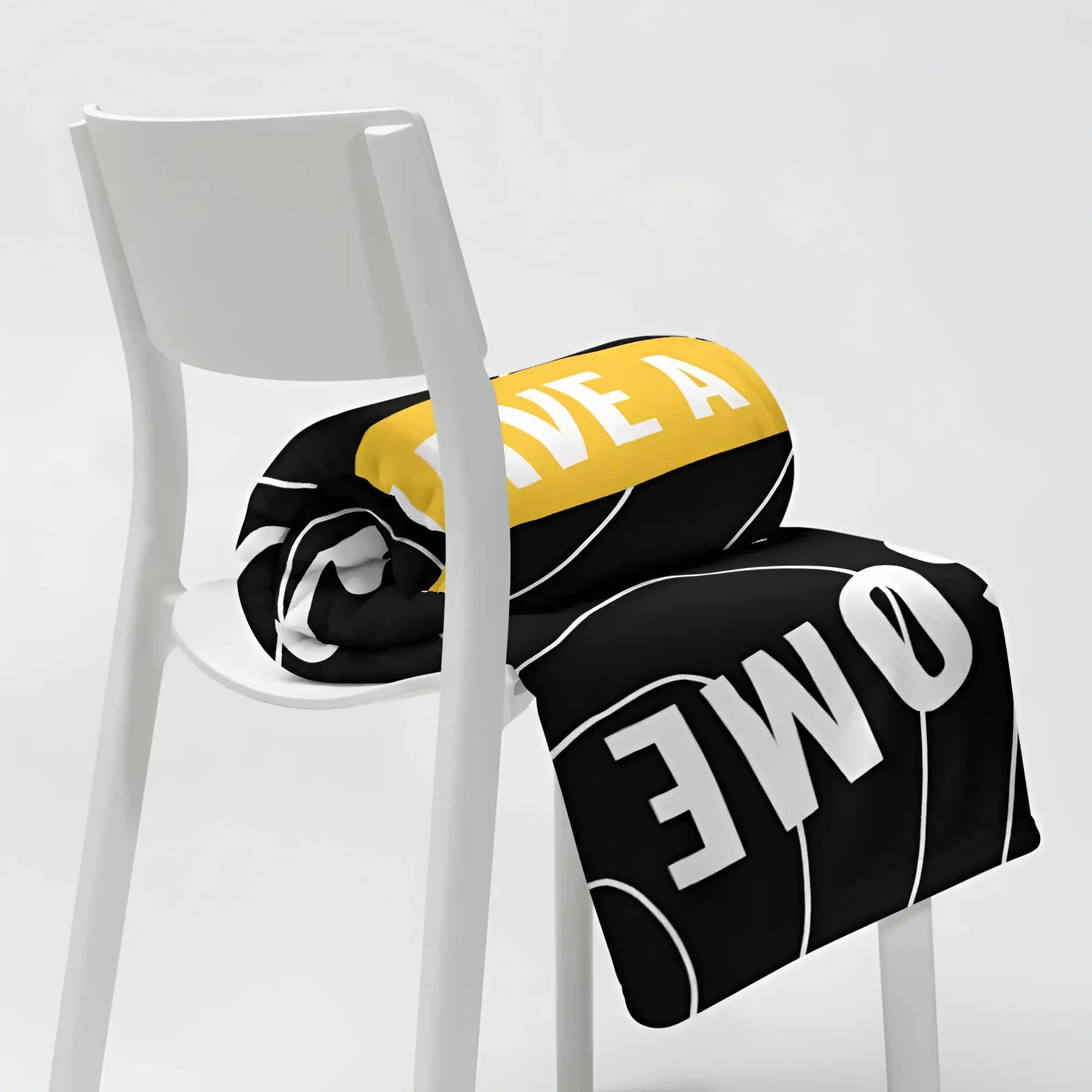 Family for life! • Kuscheldecke / Tagesdecke - Kuscheldecken