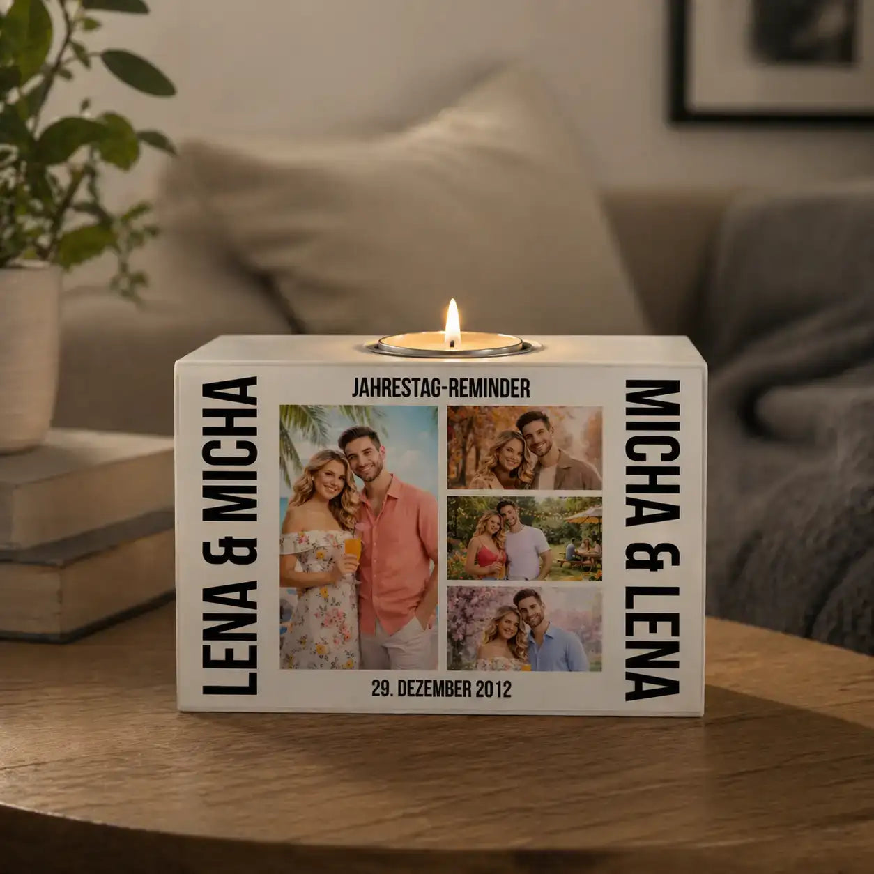 Weißer rechteckiger Foto-Leuchter mit personalisierten Fotos und Namen, mit einer brennenden Teelichtkerze obenauf.