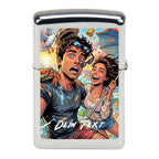 Silbernes zippo feuerzeug mit comicstil illustration zweier personen im ozean und text dein text unten