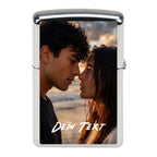 Silbernes foto-zippo feuerzeug mit sunset beach bild von zwei personen und weißem dein text im script stil