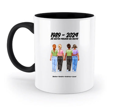 Weißer keramikbecher mit schwarzem griff und innenfläche mit personalisierter illustration von vier freunden