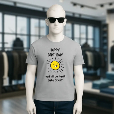 Grau cotton unisex t-shirt mit fröhlicher gelber sonne und Text happy birthday und all best liebe jenny aus bio-baumwolle