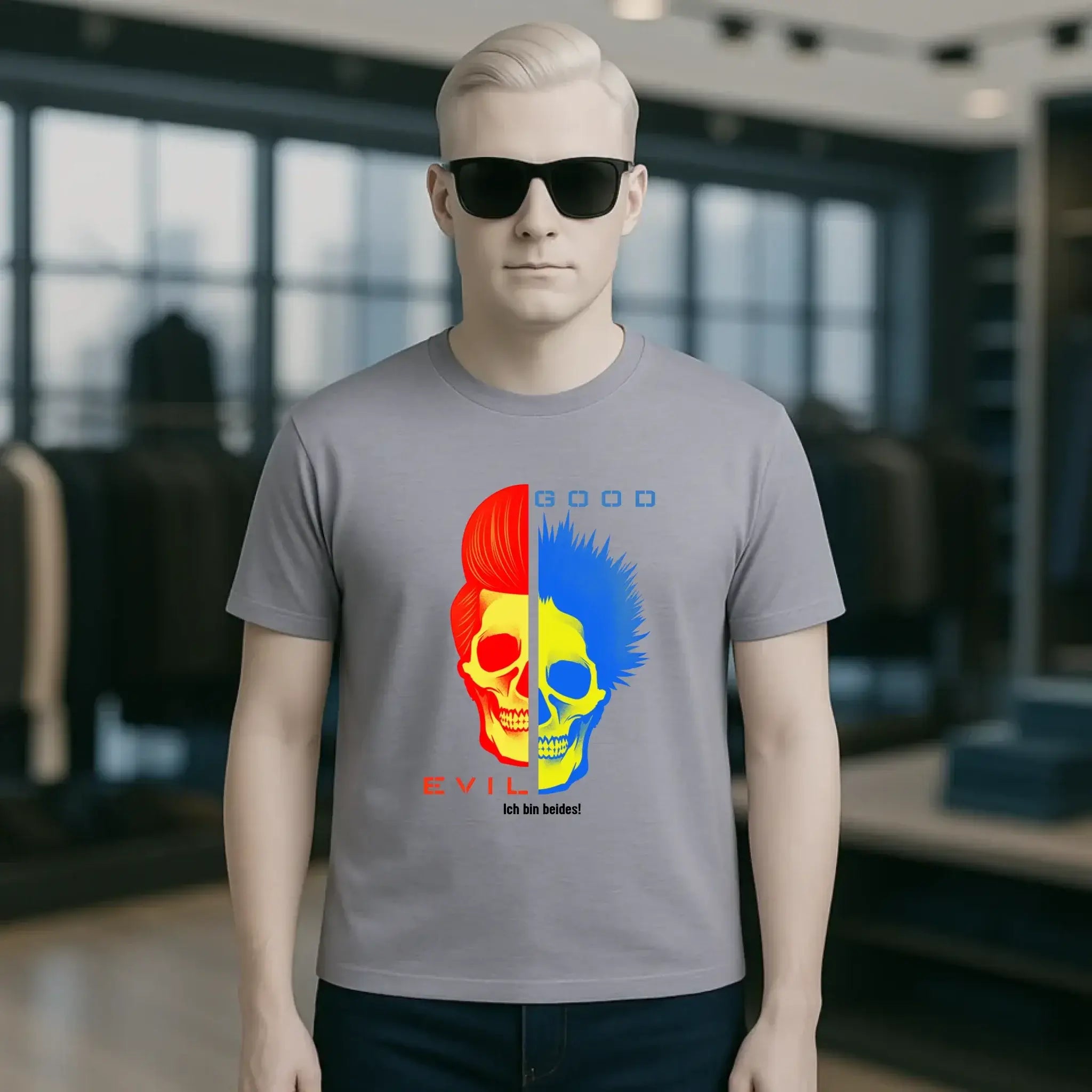 Gray cotton t shirt mit geteiltem schädel in rot und blau und text evil ich bin beides auf organic basic shirt good n evil red blue