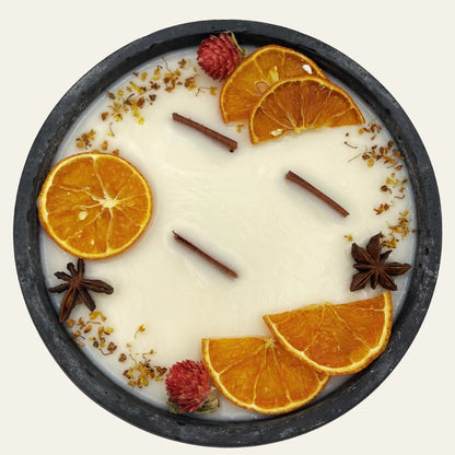 Handbesetze XXL Outdoor Citronella-Betonkerze Black Edition „Big Black - Mugge Schreck“ – Mit drei Holdochten