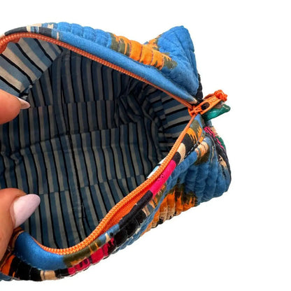 Handgemachte kleine Kosmetiktasche ’blue Ikat’ - handgefertigte Taschen