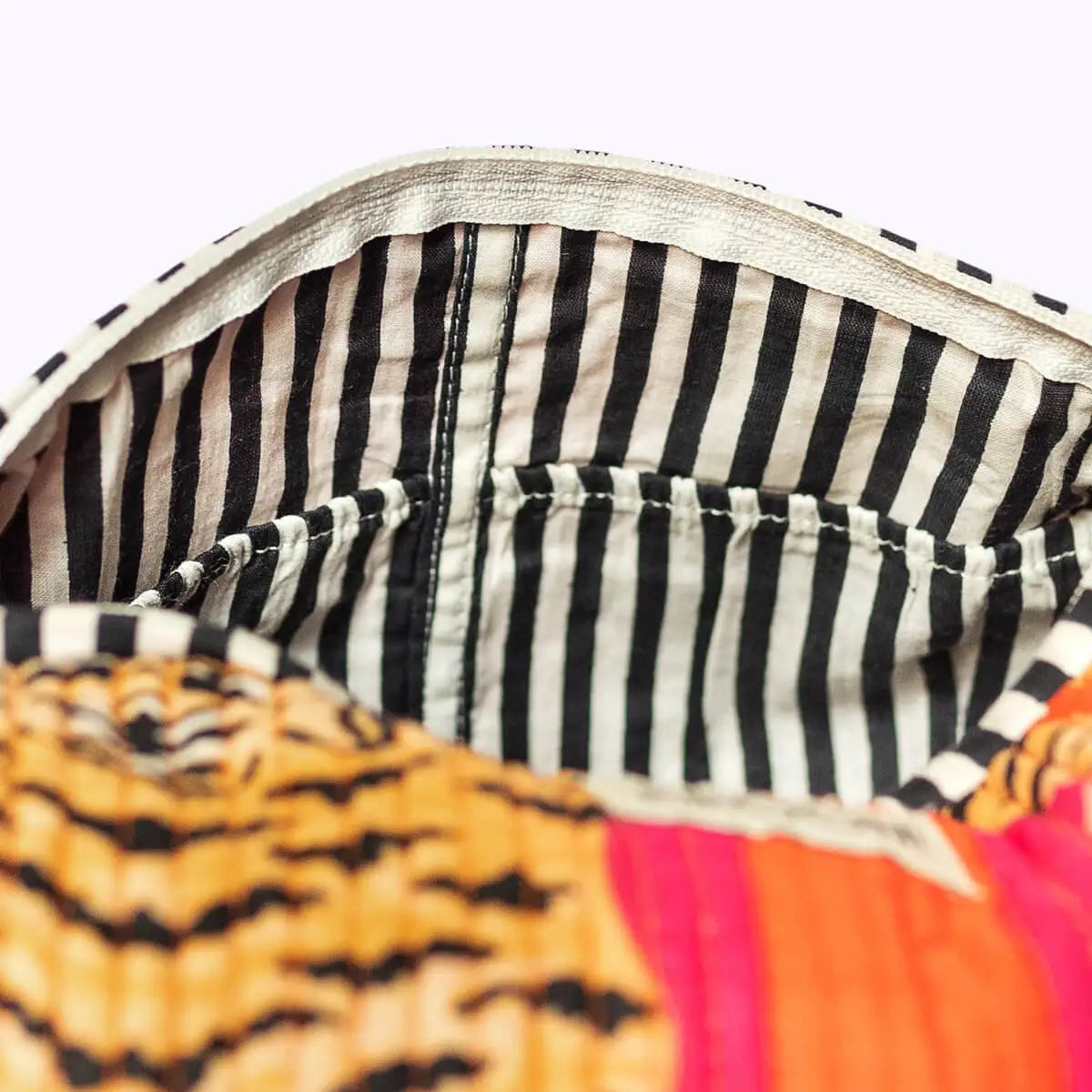 Handgemachte Kosmetiktasche ’Poppy Tiger’ - handgefertigte Taschen
