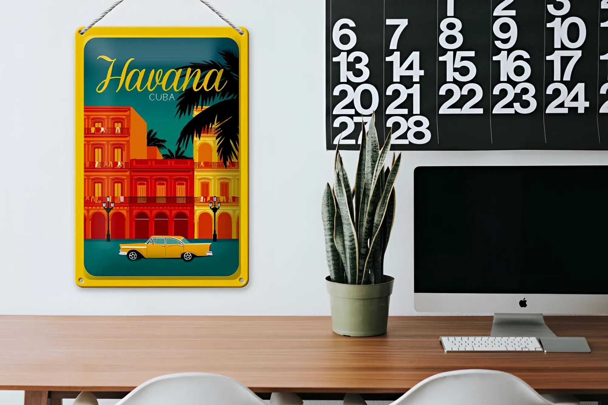 Leuchtendes gelb gerahmtes blechschild 20x30cm mit retro illustration von roten häusern palmen und gelbem auto in havana cuba