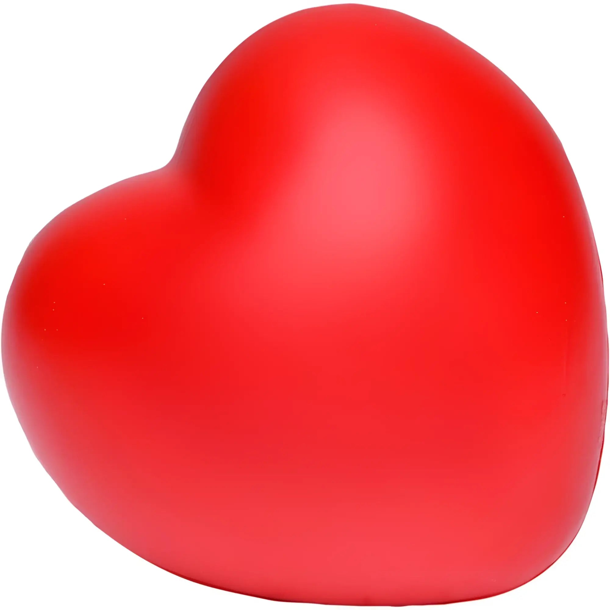 Ein lebendiger roter herzförmiger anti-stress-quetschball mit glatter matter oberfläche