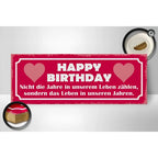 Holzschild spruch 27x10cm rot mit weißem text happy birthday nicht die jahre und pinken herzakzenten