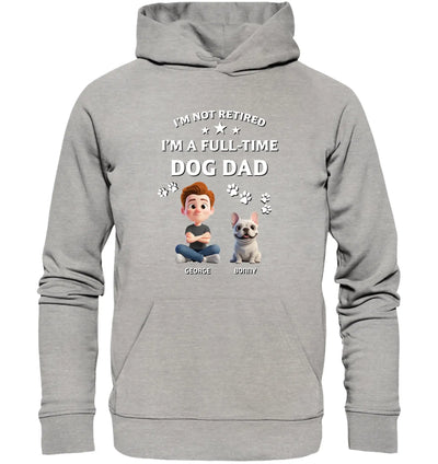 Grauer hoodiesweatshirt mit cartoonmotiv mann und französische bulldogge und text ich bin kein rentner sondern vollzeit hundepapa mit wunschtext