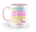 Weiße keramiktasse mit pinkem griff und innenfarbe, buntem deutschen text und highheel grafik aus immer wenn ich kollektion