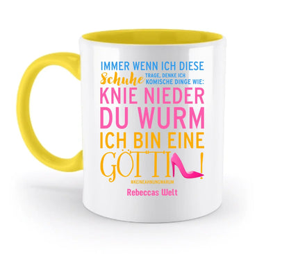 Weiß ceramic mug mit gelbem griff und innenseite, bunte deutsche text und high heel grafik aus immer wenn ich kollektion